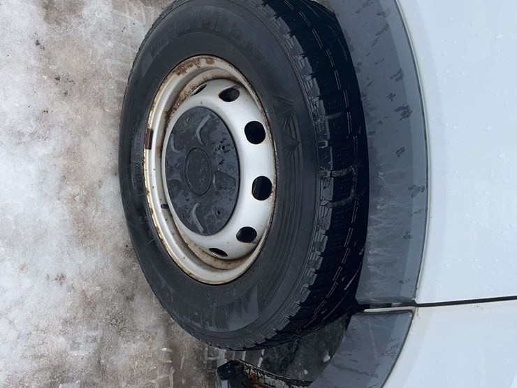 2016-ford-transit-image-8