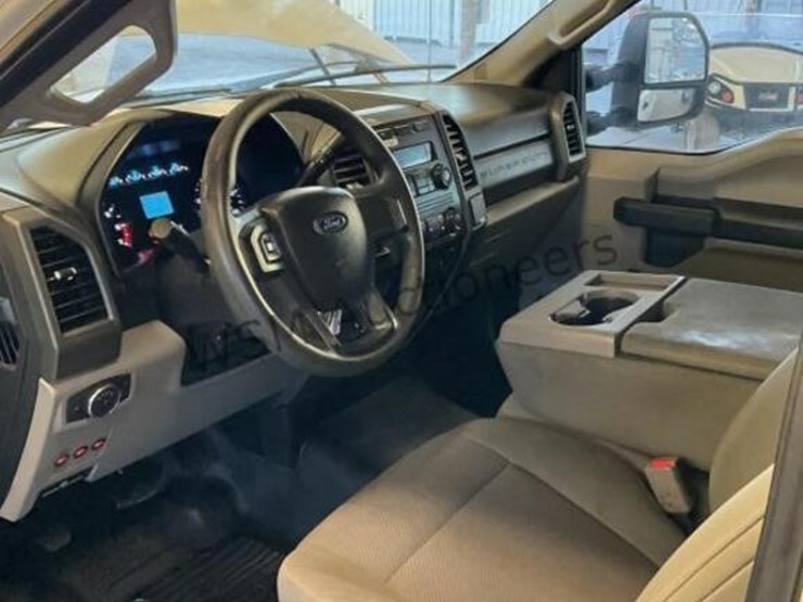 2017-ford-f250-image-21