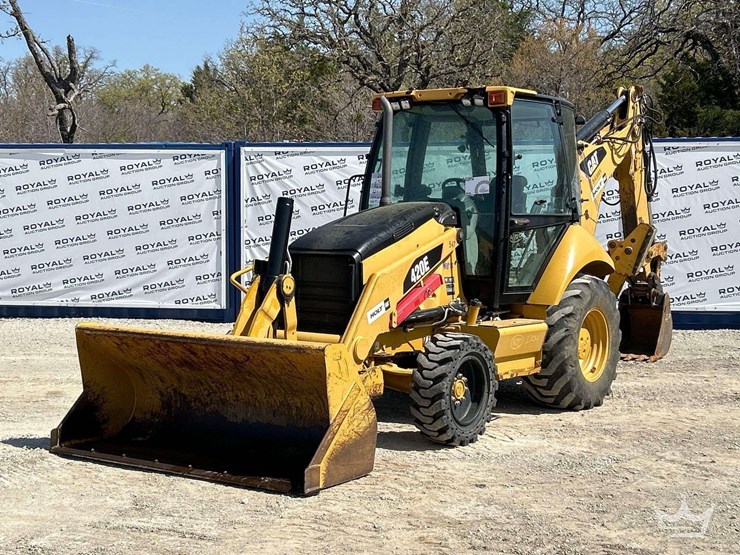 2011-caterpillar-420e-image-1