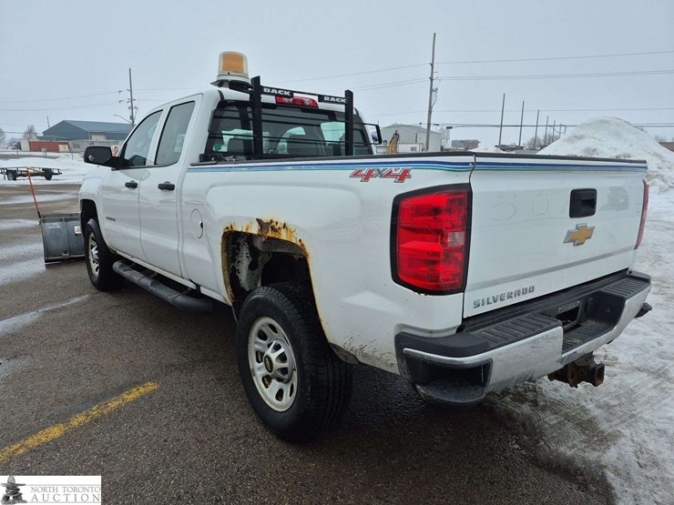 2016-chevrolet-silverado-2500hd-image-7