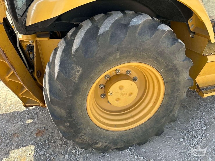 2011-caterpillar-420e-image-36