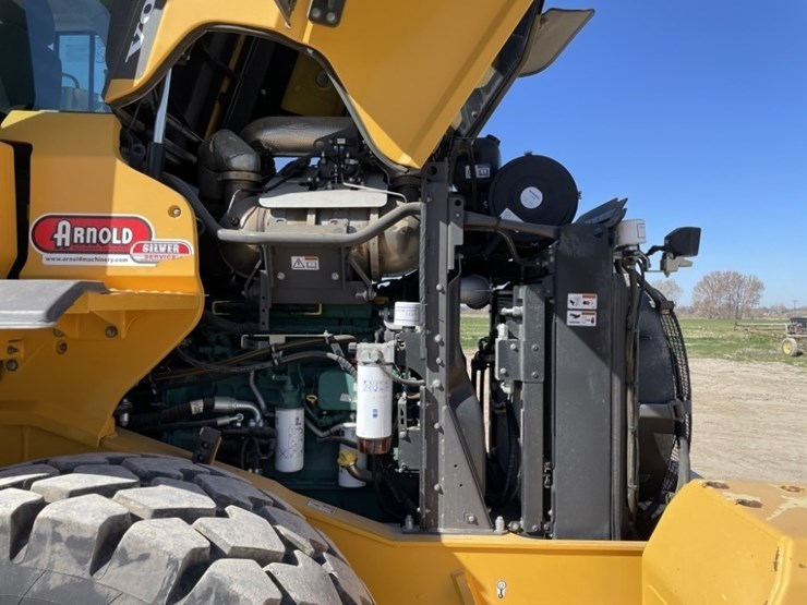 2023-volvo-l70h-image-25