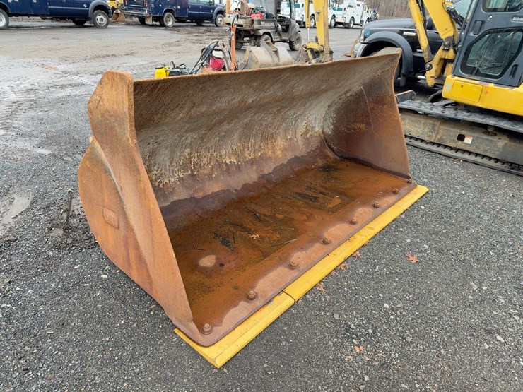 jrb-108"-gp-wheel-loader-bucket-with-boce-image-1