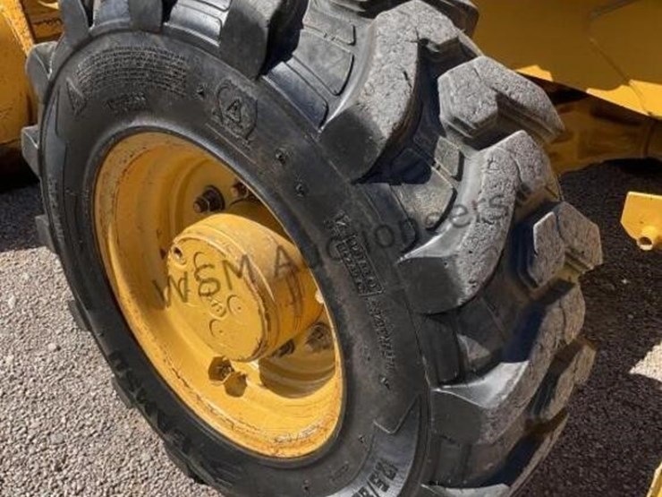 caterpillar-420e-image-9