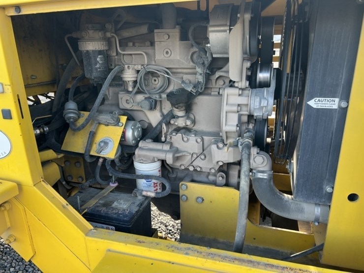 2015-superior-broom-dt80j-image-25