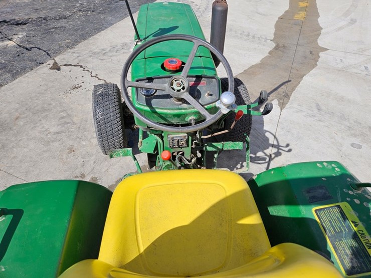 john-deere-750-image-15