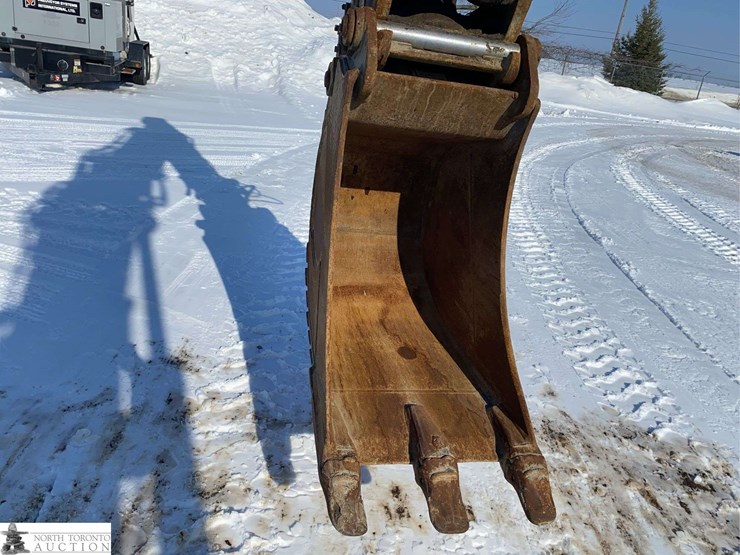 liebherr-r924-image-33