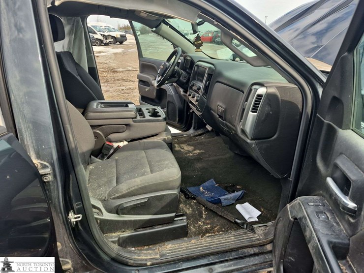 2017-chevrolet-silverado-1500-image-35