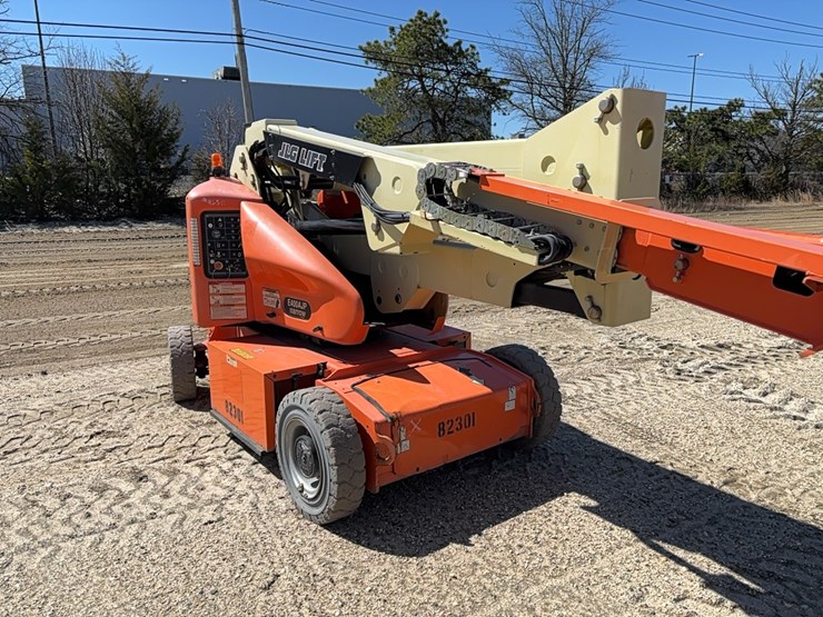 jlg-e400ajp-image-3