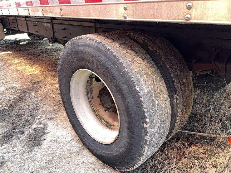 2017-international-durastar-4300-image-5