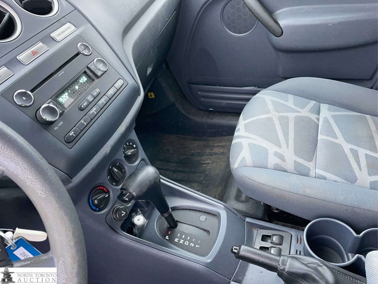 2012-ford-transit-connect-image-15