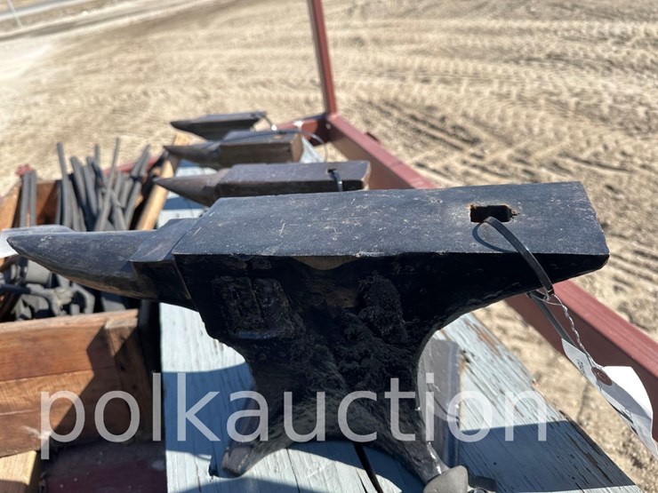 1718---18"-x-3.5"-anvil---from-the-harlan-beer-estate-image-3
