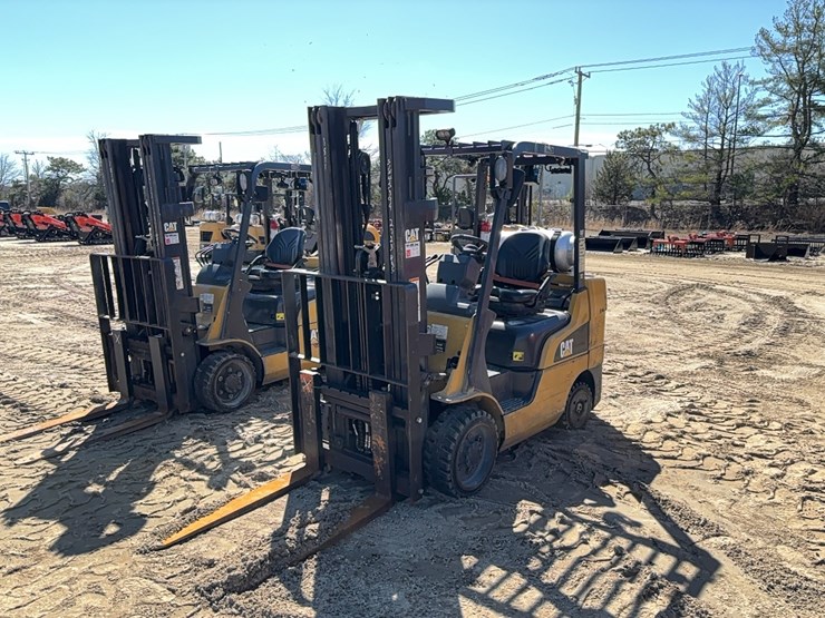 2021-caterpillar-2c6000-image-1