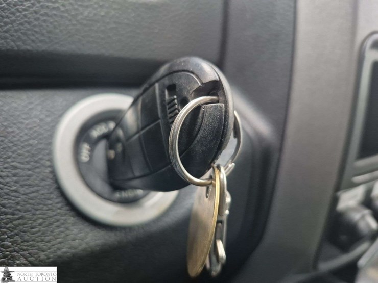 2016-dodge-2500-image-17