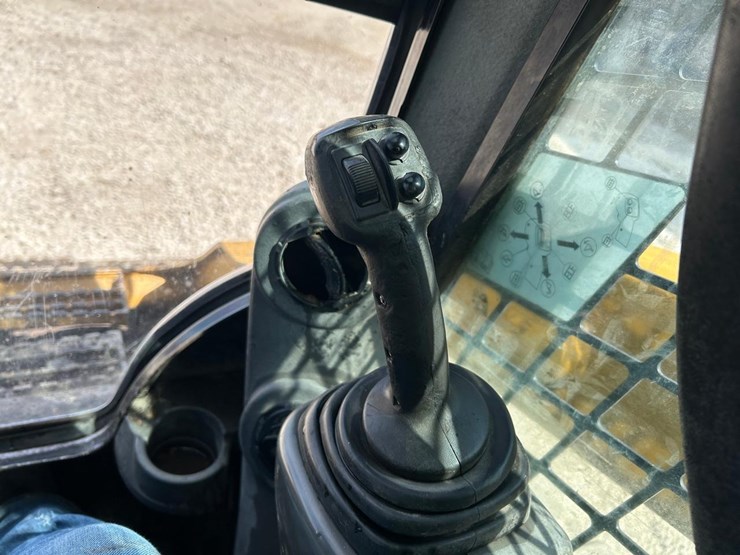 caterpillar-299d2-xhp-image-20