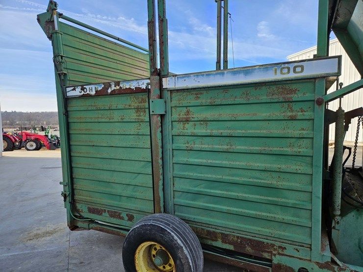 john-deere-100-image-22