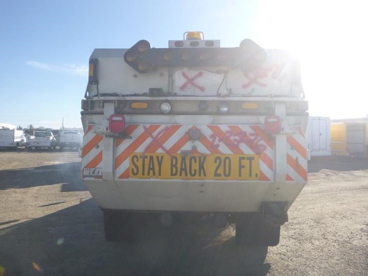 2014-international-4300-image-7