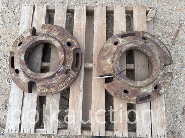 2223---(2)-f-&-h-rear-weights-(sold-x-$)---from-the-larry-polk-estate-image-1