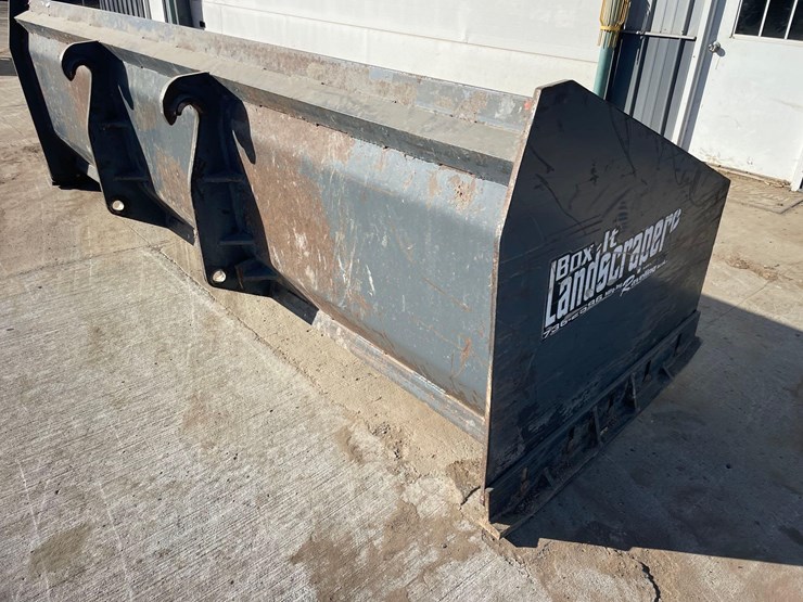 raveling-12ft-volvo-loader-mount-push-blade--1-owner-image-5