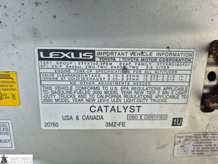 2005-lexus-rx330-image-12