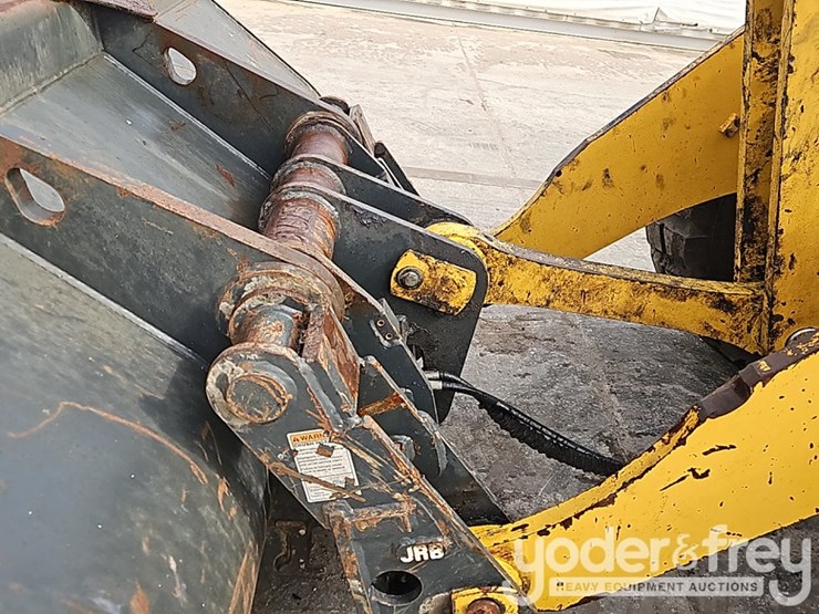 2014-komatsu-wa270-7-image-15