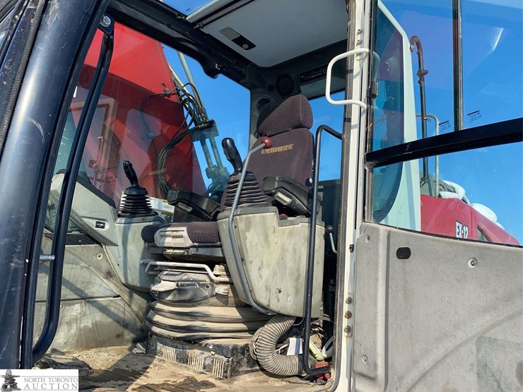 liebherr-r946-lc-image-9