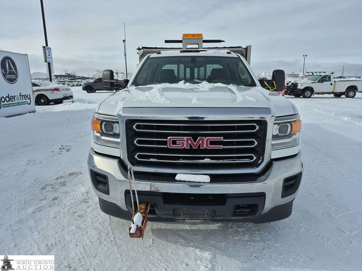 2019-gmc-sierra-3500hd-image-8