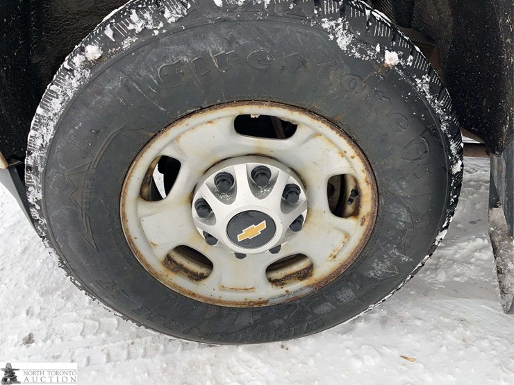 2016-chevrolet-silverado-2500hd-image-31