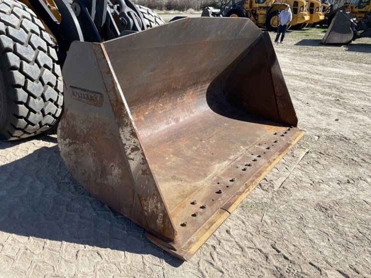 2023-volvo-l70h-image-13