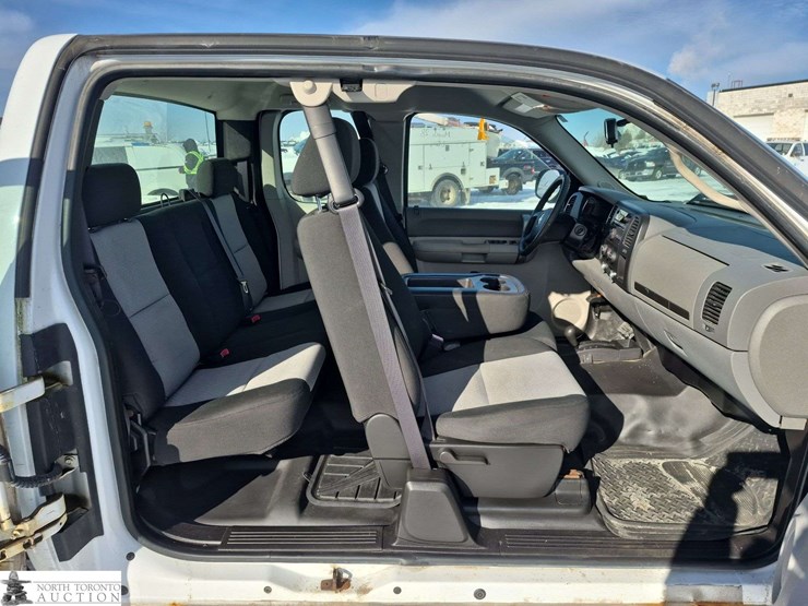 2008-chevrolet-silverado-1500-image-28