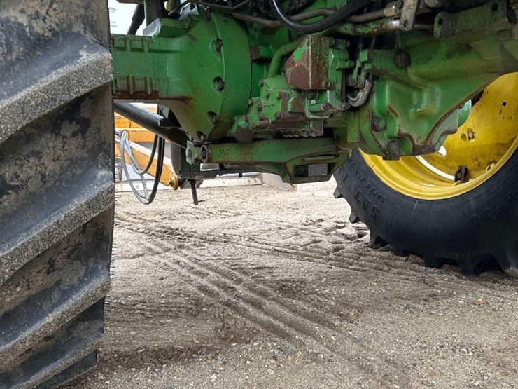 john-deere-4440-image-10