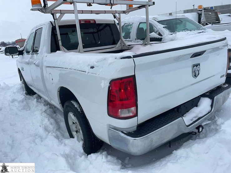 2015-chevrolet-silverado-1500-image-4