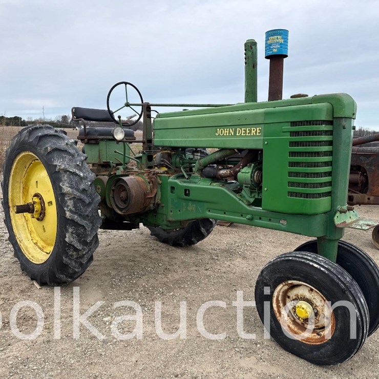 JOHN DEERE A