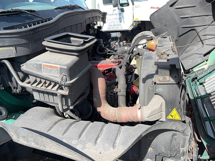 2016-international-durastar-4300-image-21