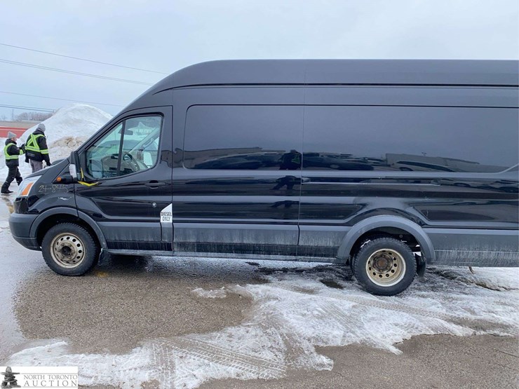 2017-ford-transit-image-8