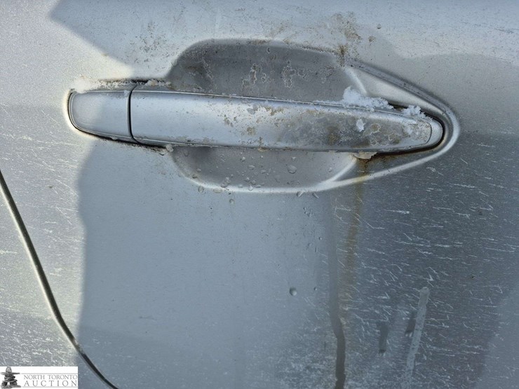 2005-lexus-rx330-image-31