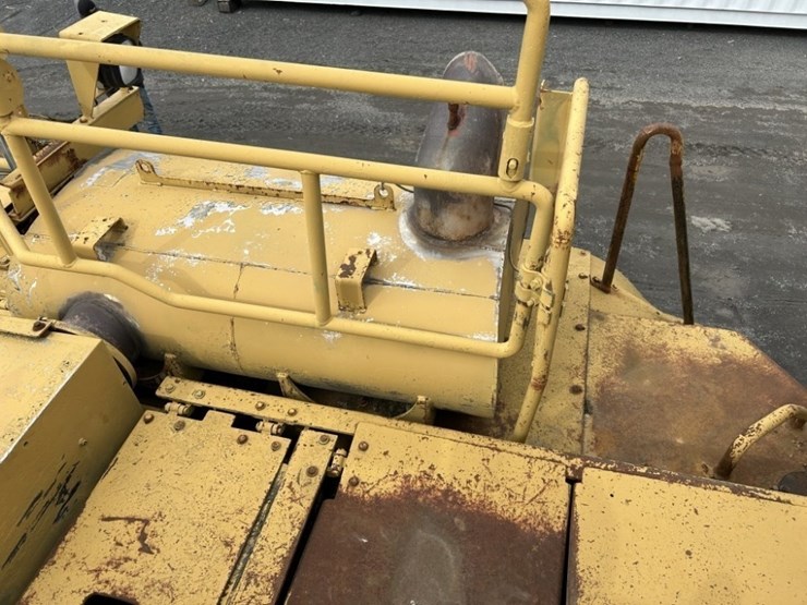 2009-caterpillar-ad55b-image-46