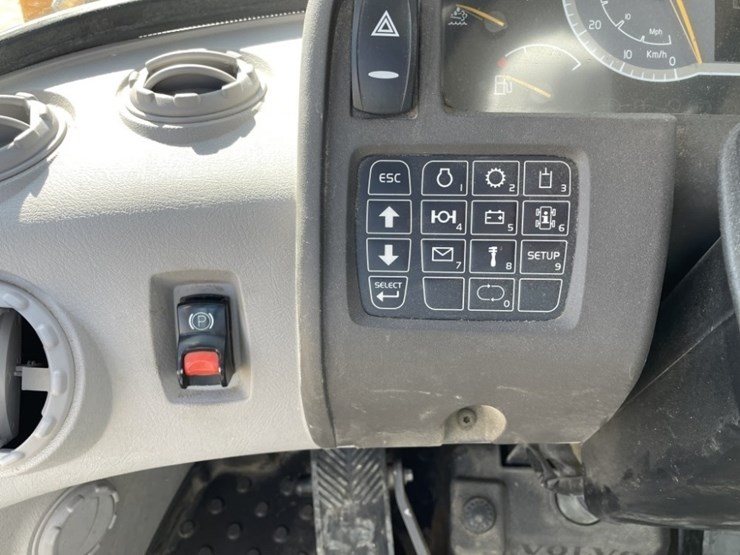 2023-volvo-l70h-image-44