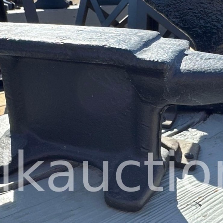 1733 - 11.5" x 3" ANVIL - FROM THE HARLAN BEER ESTATE