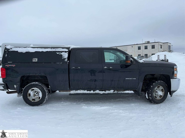 2016-chevrolet-silverado-2500hd-image-6