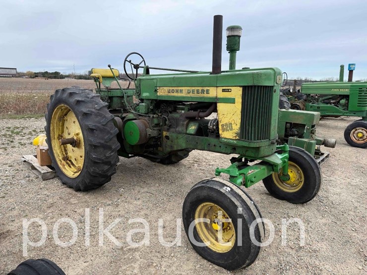 john-deere-720-image-3