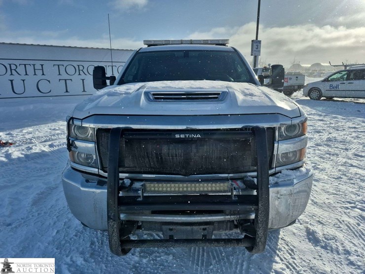 2019-chevrolet-silverado-2500hd-image-8
