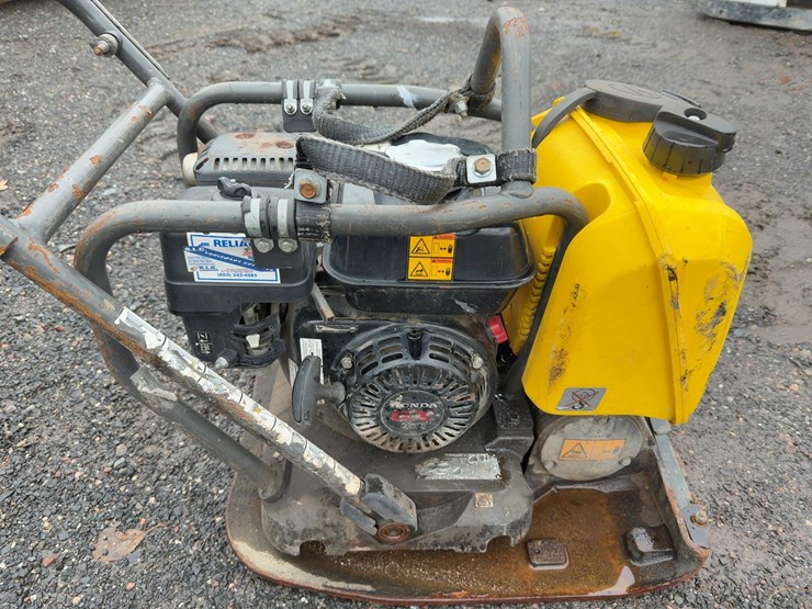 husqvarna-lf100-plate-compactor-image-5