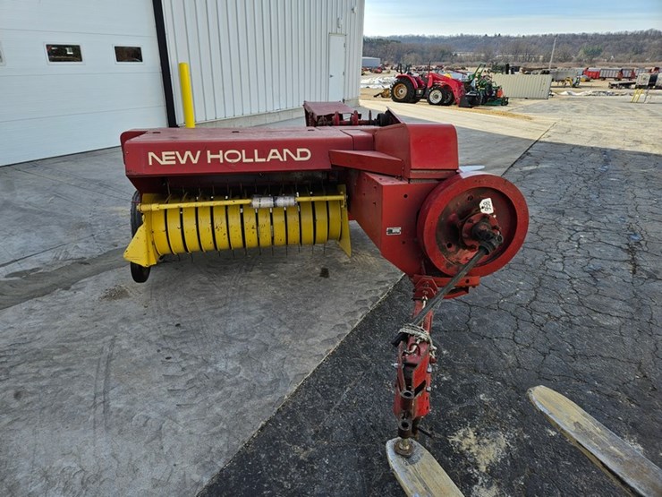 new-holland-268-image-8