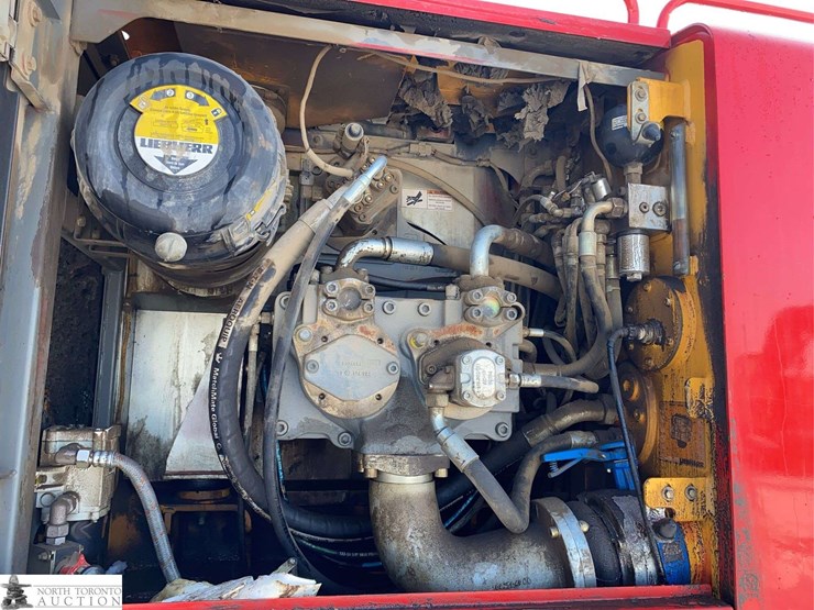 liebherr-r946-lc-image-24