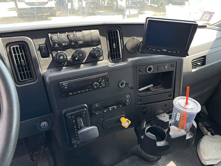 2020-international-mv607-image-18