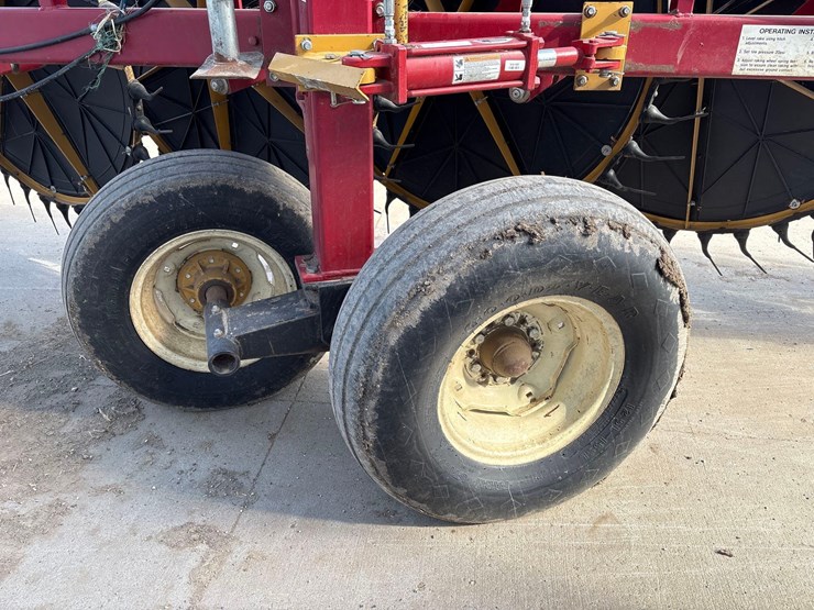 darf-1017-fd-wheel-rake--1-owner-image-13