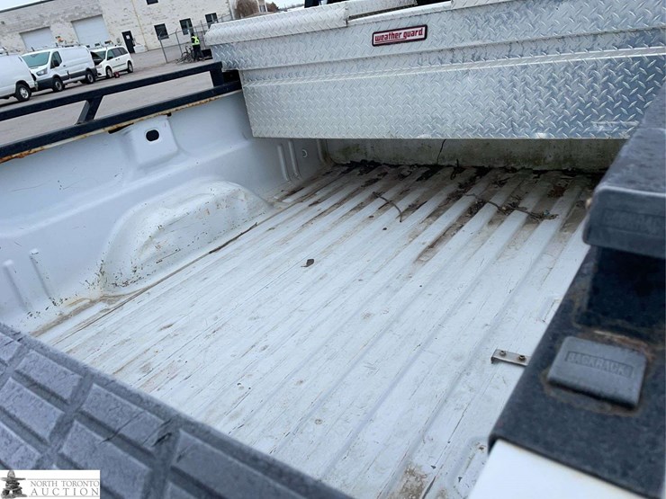 2013-chevrolet-silverado-1500-image-22