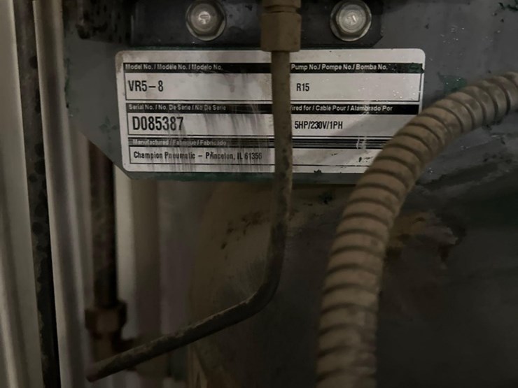 2045---champion-vr5-8-advantage-series-air-compressor-(sn#-d085387)-image-2