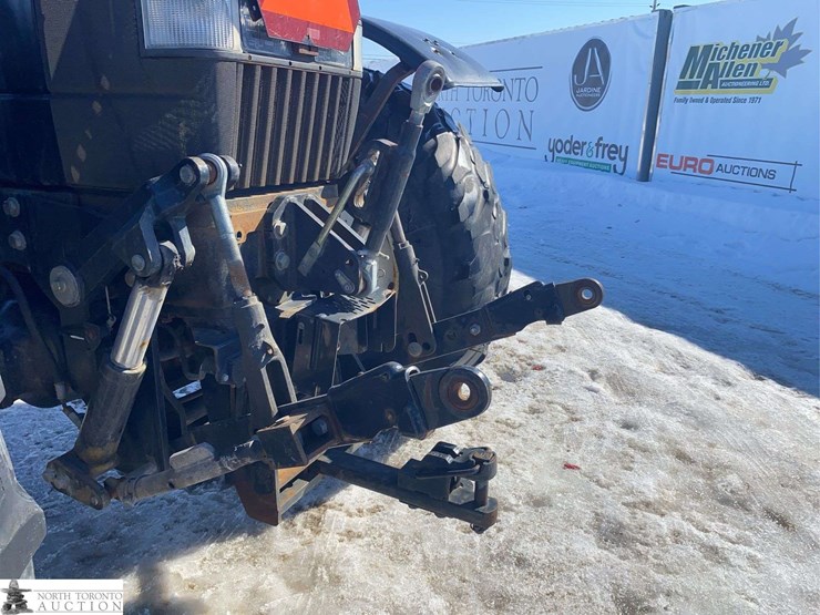 2013-new-holland-tv6070-image-35